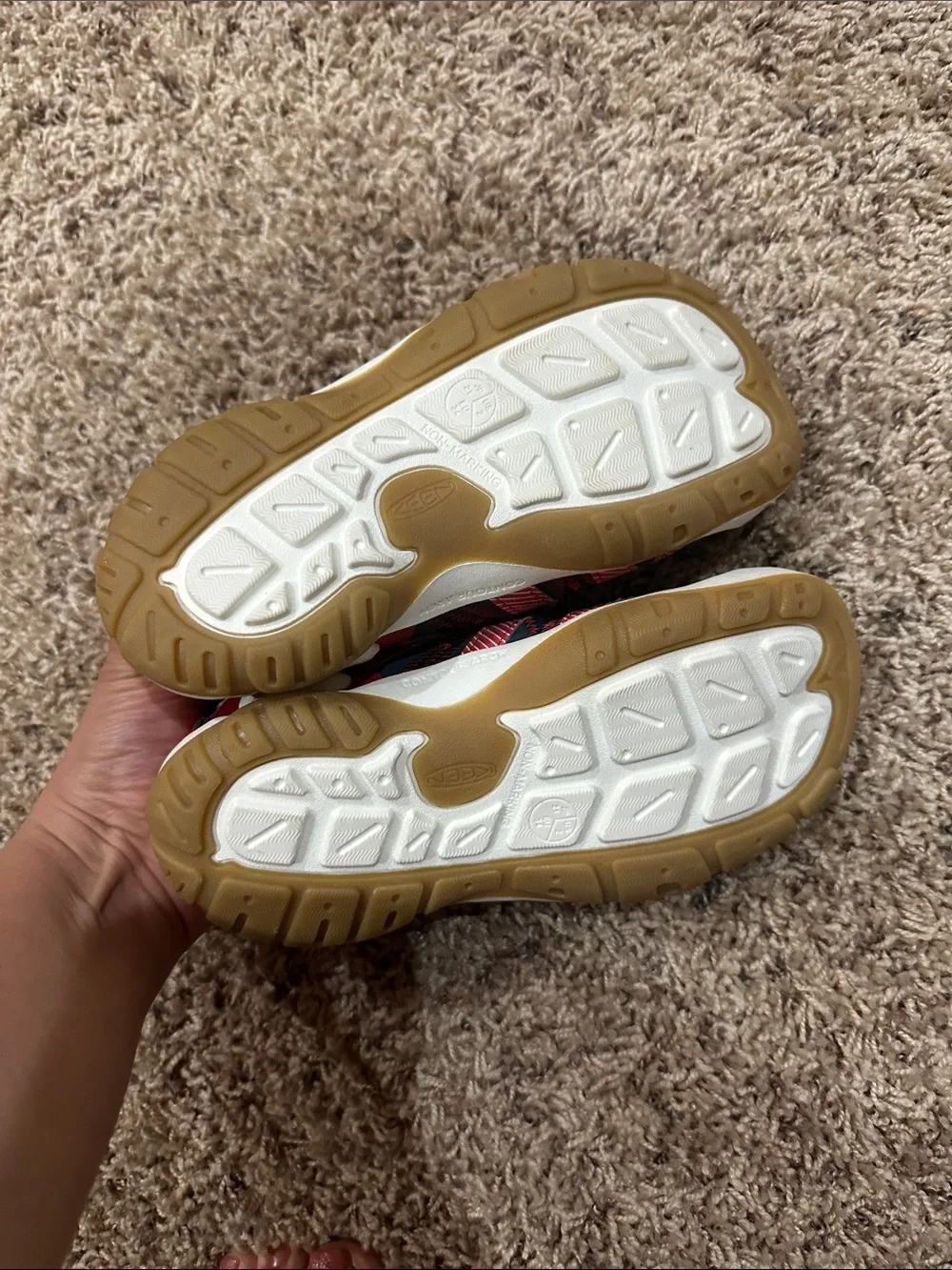 NEW Keen Kids Navy and Red Closed-Toe Sport Sandals size 2